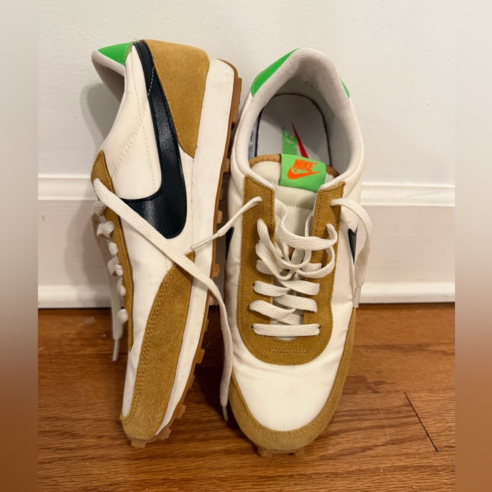 Nike(WMNS) Nike Daybreak 'Wheat' sz9.5